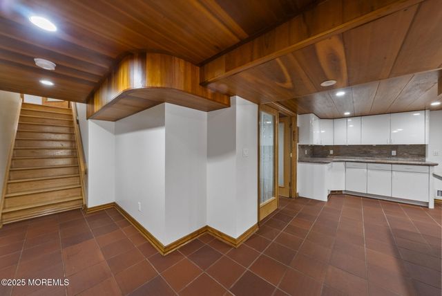 19-23 Roberts Road, Millstone, NJ 08535