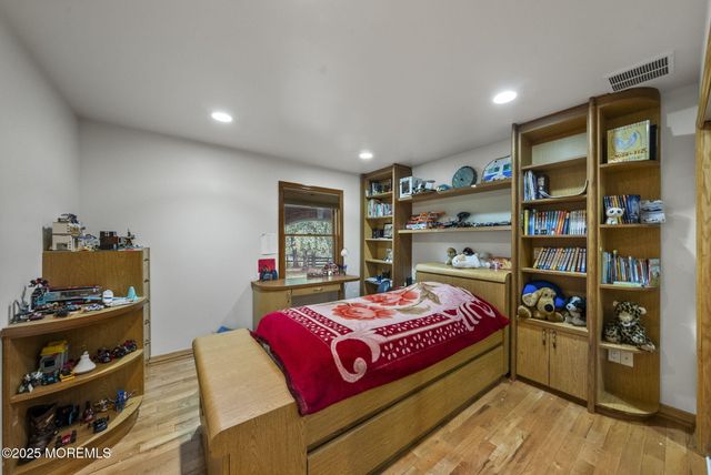 19-23 Roberts Road, Millstone, NJ 08535