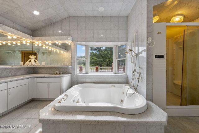 19-23 Roberts Road, Millstone, NJ 08535