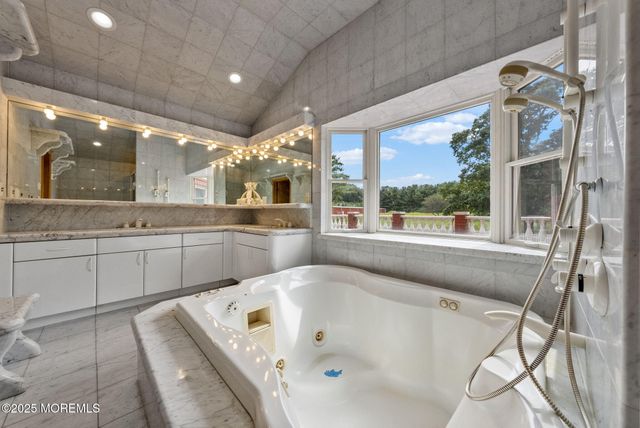 19-23 Roberts Road, Millstone, NJ 08535