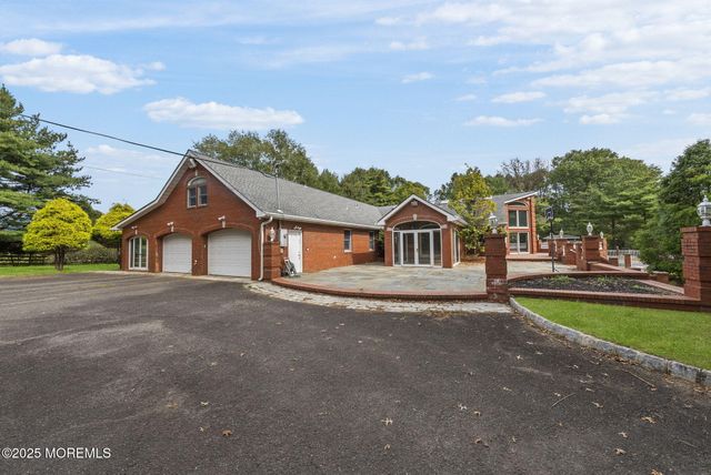 19-23 Roberts Road, Millstone, NJ 08535