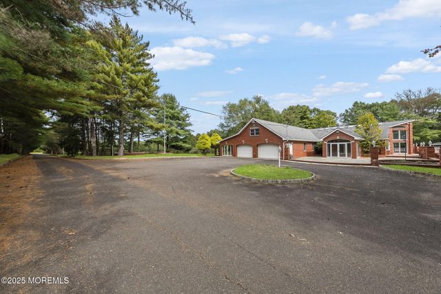 19-23 Roberts Road, Millstone, NJ 08535