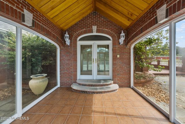 19-23 Roberts Road, Millstone, NJ 08535