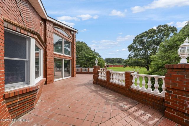 19-23 Roberts Road, Millstone, NJ 08535