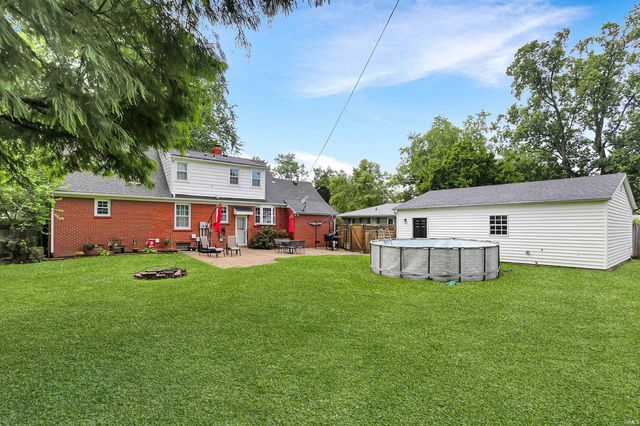 908 Stewart Avenue, Evansville, IN 47715