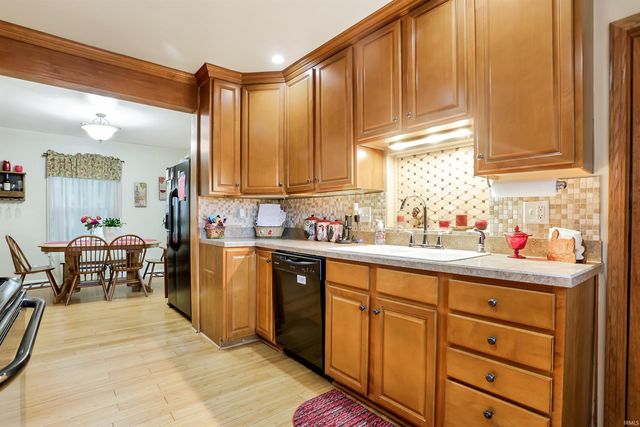 908 Stewart Avenue, Evansville, IN 47715