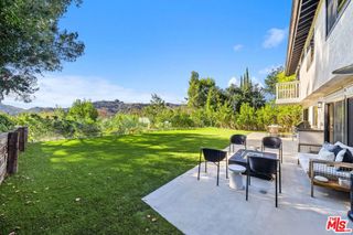 10246 Briarwood Drive, Los Angeles, CA 90077