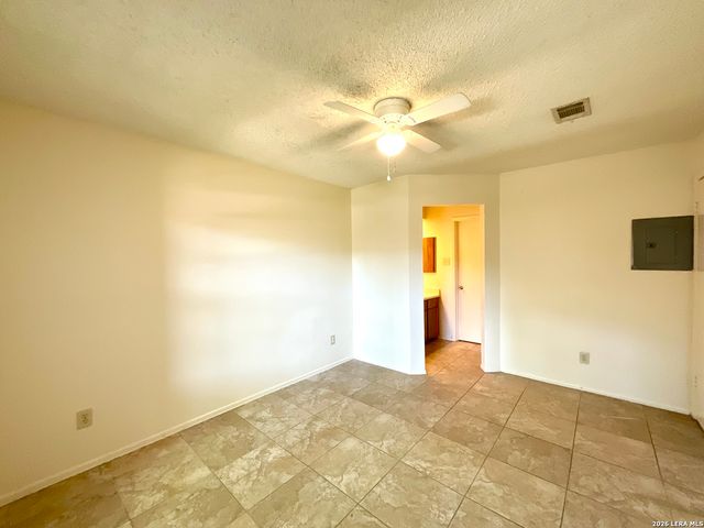 14343 Judson Rd Apt 407, San Antonio, TX 78233