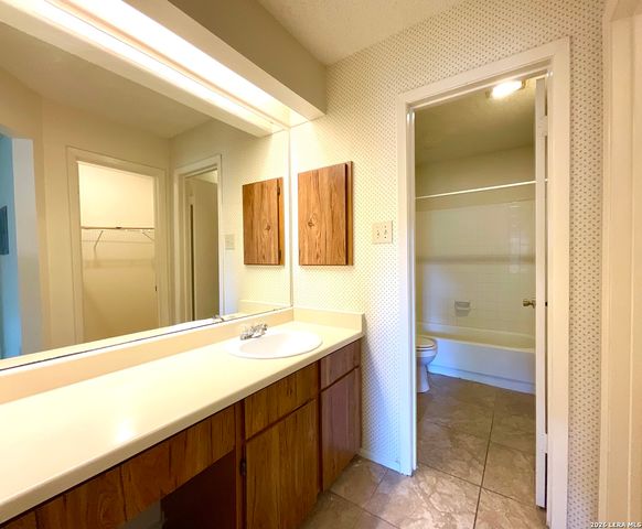 14343 Judson Rd Apt 407, San Antonio, TX 78233