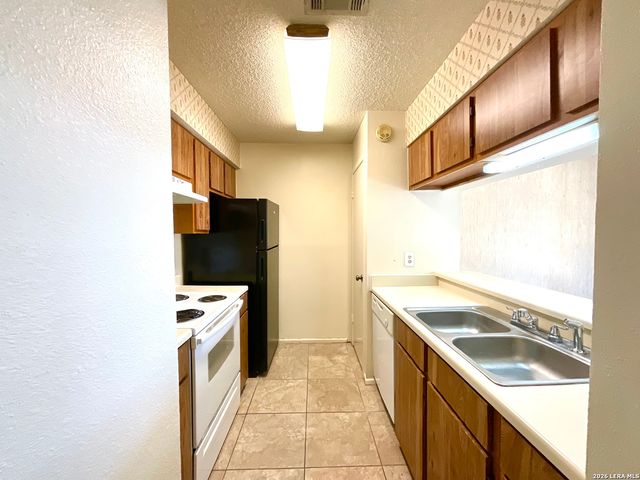 14343 Judson Rd Apt 407, San Antonio, TX 78233