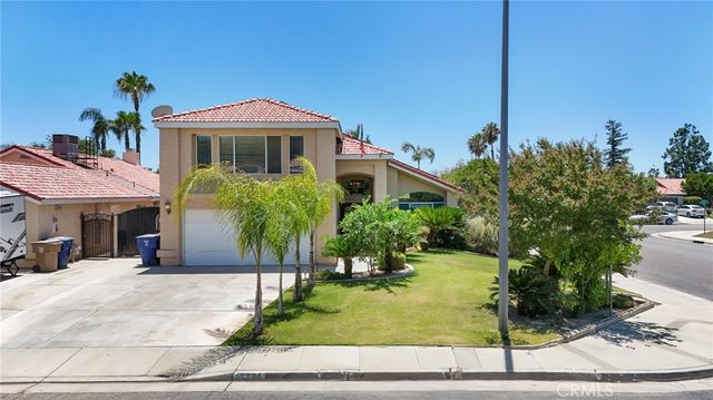 6225 Galanos Court, Bakersfield, CA 93313