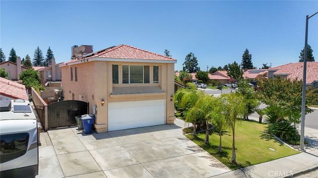 6225 Galanos Court, Bakersfield, CA 93313