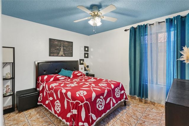 6225 Galanos Court, Bakersfield, CA 93313