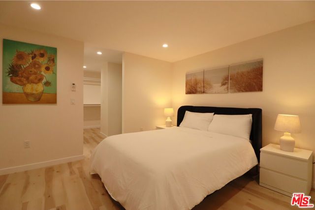 918 N San Vicente Boulevard E, West Hollywood, CA 90069
