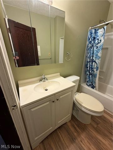 11521 Florian Avenue, Cleveland, OH 44111