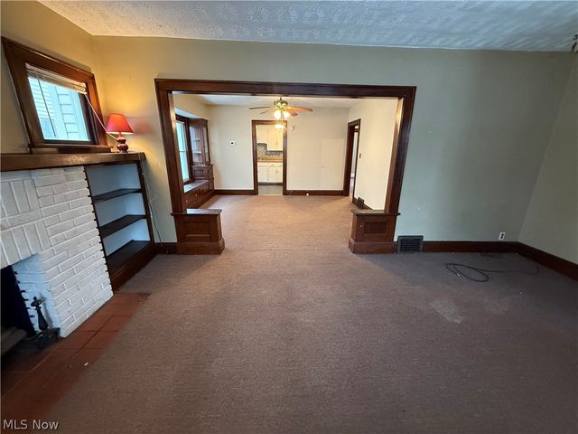 11521 Florian Avenue, Cleveland, OH 44111