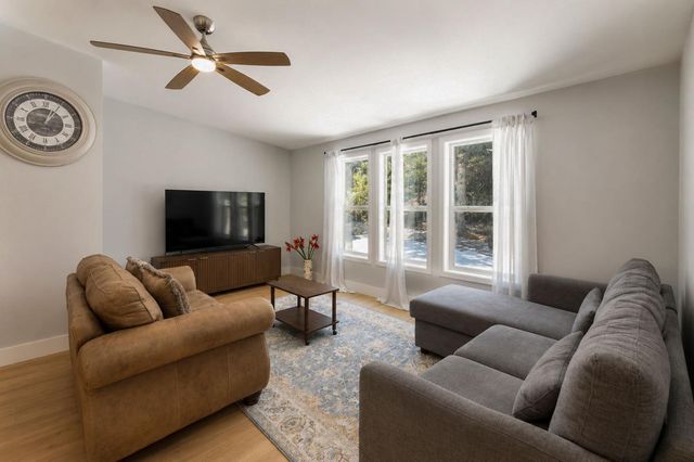 24561 Defender Grade Rd, Pioneer, CA 95666