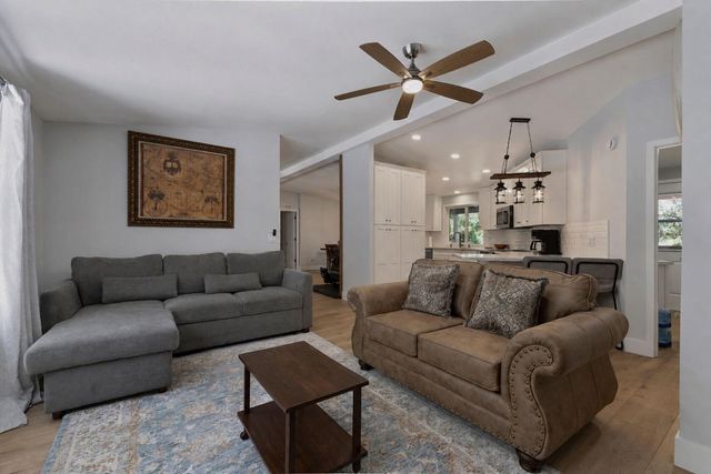 24561 Defender Grade Rd, Pioneer, CA 95666