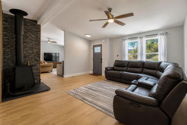24561 Defender Grade Rd, Pioneer, CA 95666