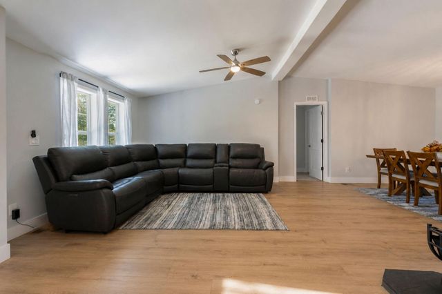24561 Defender Grade Rd, Pioneer, CA 95666