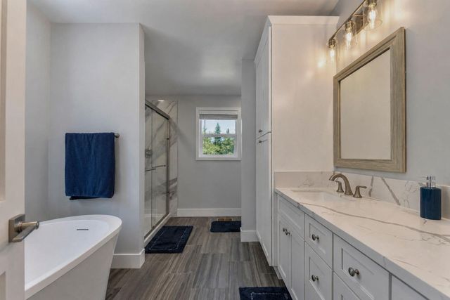 24561 Defender Grade Rd, Pioneer, CA 95666