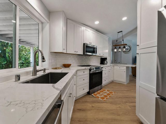 24561 Defender Grade Rd, Pioneer, CA 95666