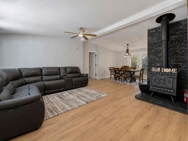 24561 Defender Grade Rd, Pioneer, CA 95666