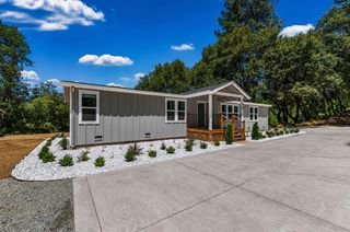 24561 Defender Grade Rd, Pioneer, CA 95666
