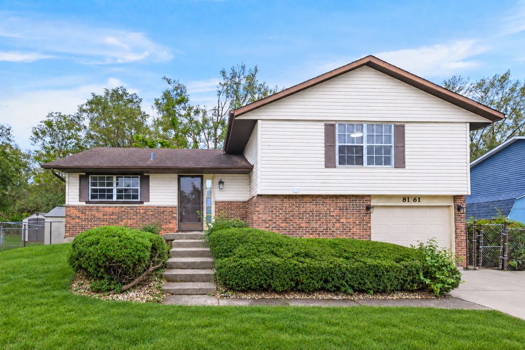 8161 W Orchard Drive, Frankfort, IL 60423