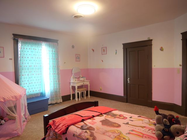 317 N 10th Street, Cambridge, OH 43725