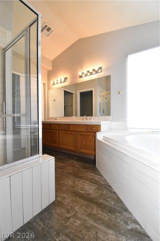 5016 Camino Del Santo Parkway, North Las Vegas, NV 89031