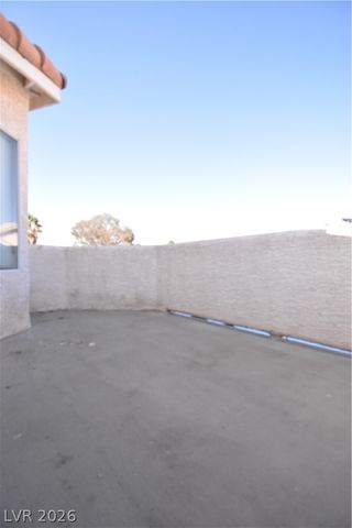 5016 Camino Del Santo Parkway, North Las Vegas, NV 89031