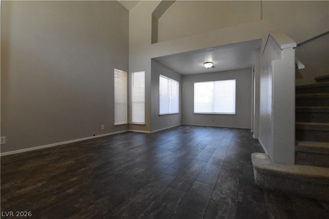 5016 Camino Del Santo Parkway, North Las Vegas, NV 89031