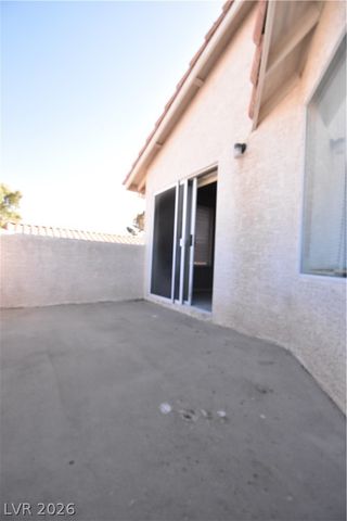 5016 Camino Del Santo Parkway, North Las Vegas, NV 89031