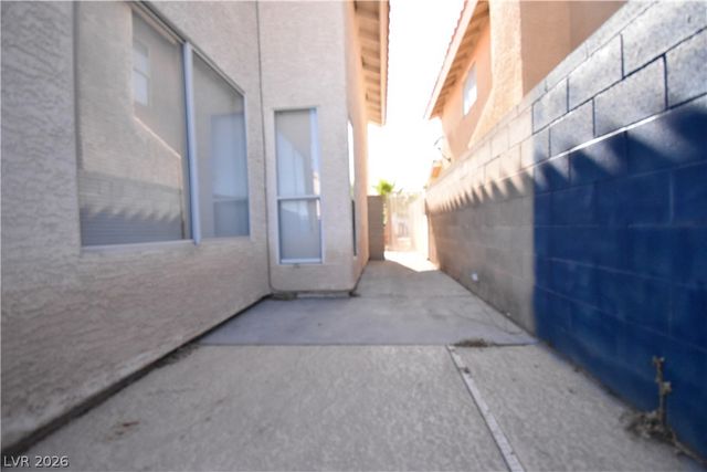 5016 Camino Del Santo Parkway, North Las Vegas, NV 89031