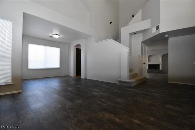 5016 Camino Del Santo Parkway, North Las Vegas, NV 89031