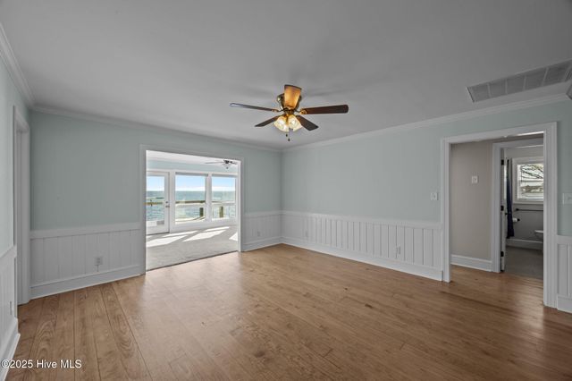 3465 Janiero Road, Arapahoe, NC 28510