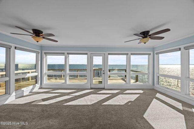 3465 Janiero Road, Arapahoe, NC 28510