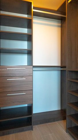 650 NE 32nd St 2105, Miami, FL 33137