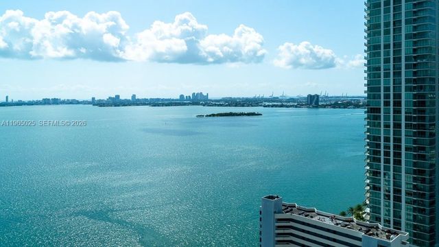 650 NE 32nd St 2105, Miami, FL 33137