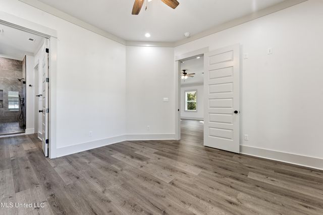 124 Holiday Avenue, Pass Christian, MS 39571