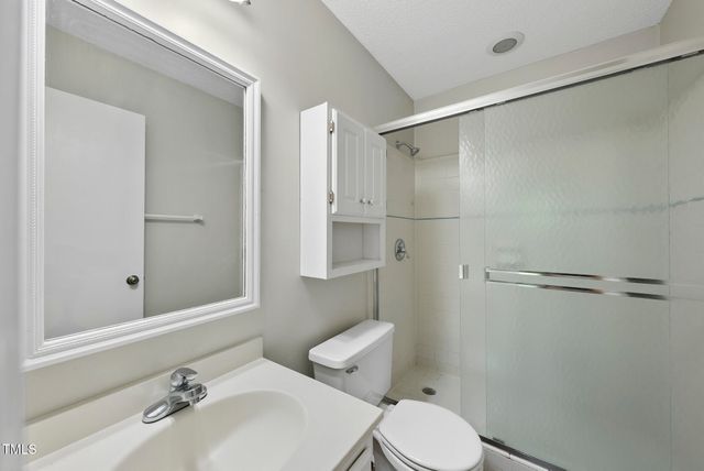 7926 Brown Bark Place, Raleigh, NC 27615