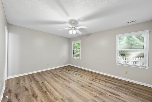 7926 Brown Bark Place, Raleigh, NC 27615