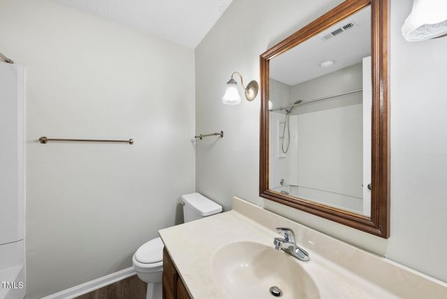 7926 Brown Bark Place, Raleigh, NC 27615
