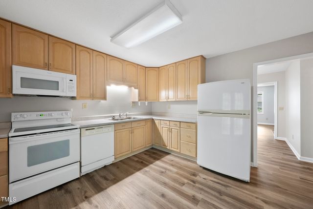 7926 Brown Bark Place, Raleigh, NC 27615