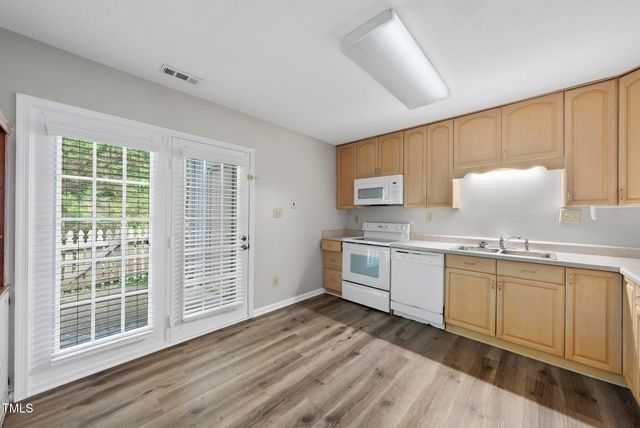 7926 Brown Bark Place, Raleigh, NC 27615