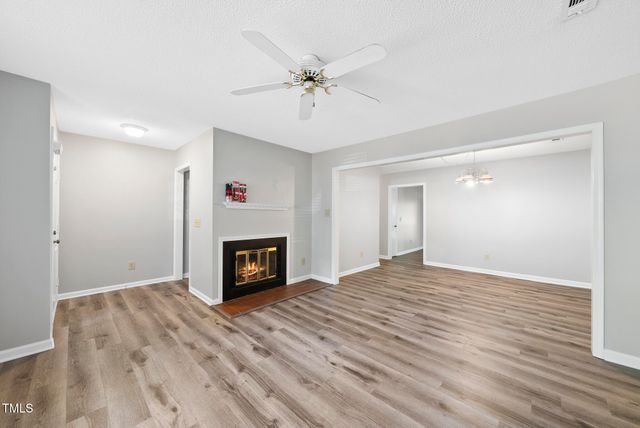 7926 Brown Bark Place, Raleigh, NC 27615