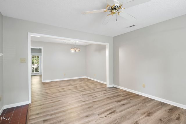 7926 Brown Bark Place, Raleigh, NC 27615