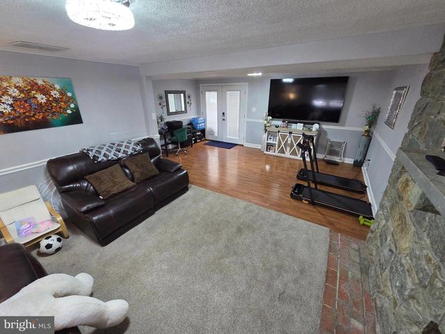 13321 NASSAU DR, Woodbridge, VA 22193