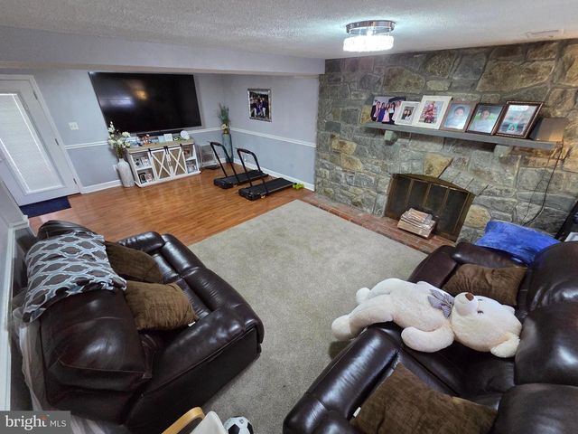 13321 NASSAU DR, Woodbridge, VA 22193